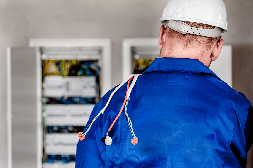 electrical contractor
